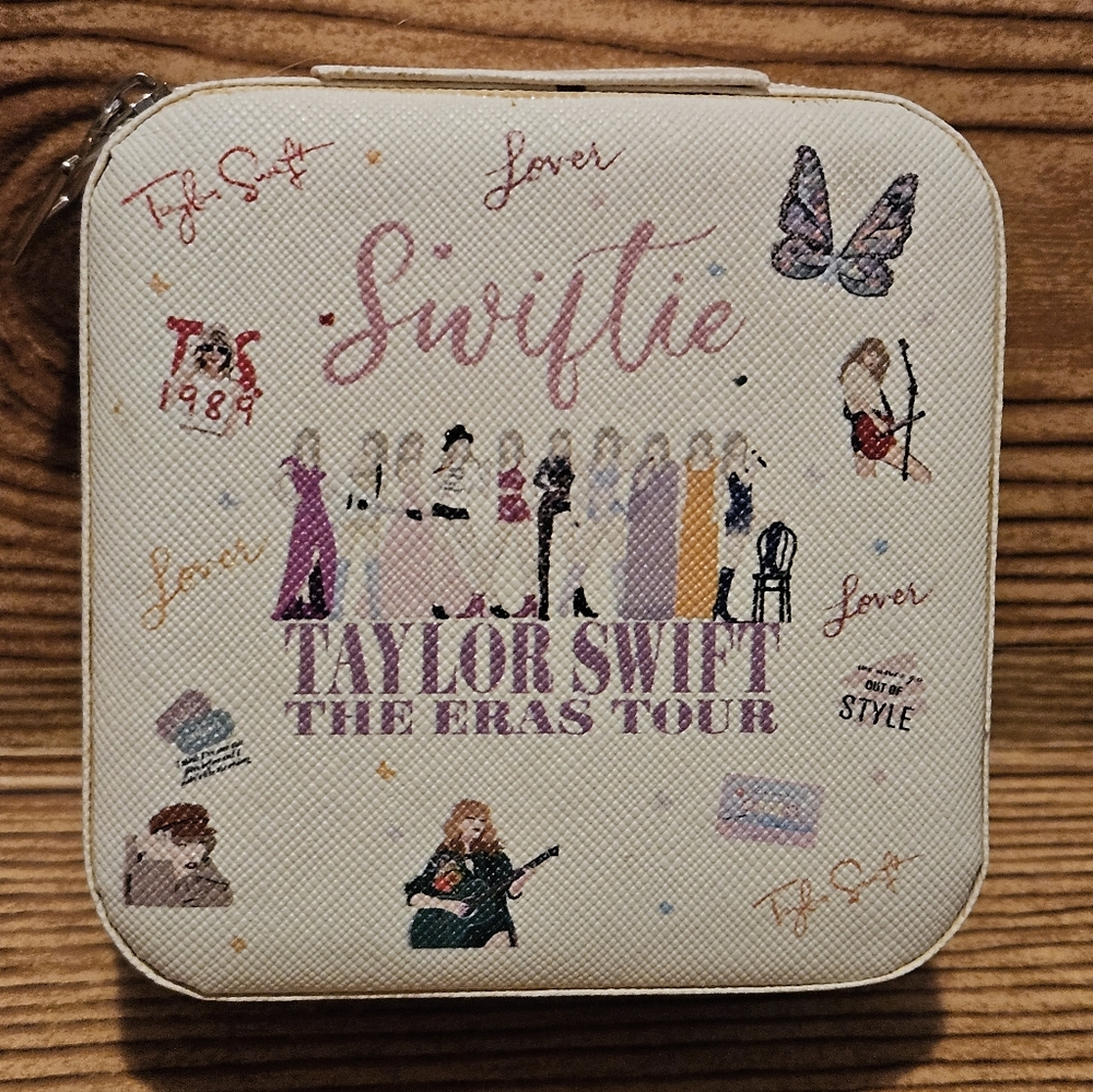 Taylor Swift Eras Tour Travel Jewlery Box Case w Bracelets and Stickers Swiftie - Picture 2 of 9